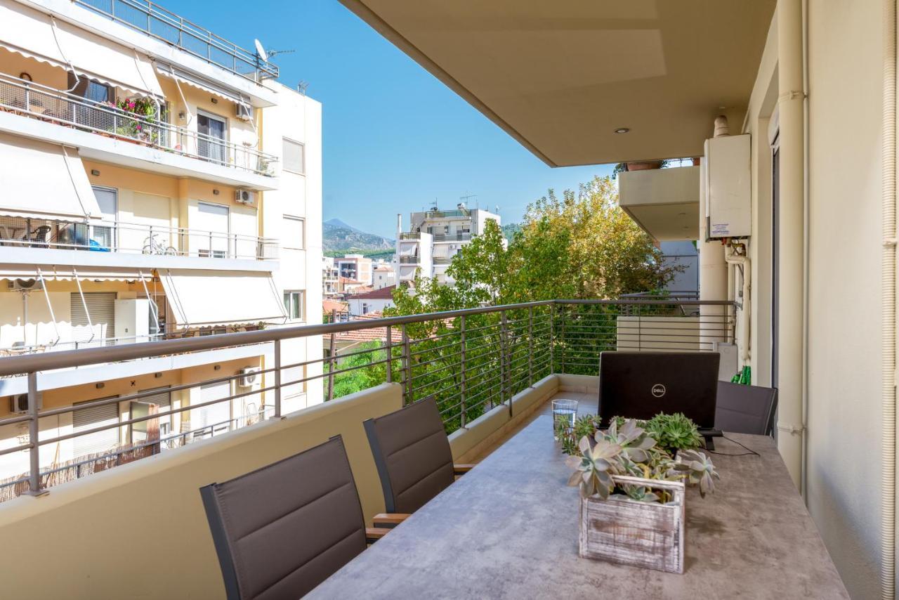 Eleni'S Modern Apartment Volos Exterior foto